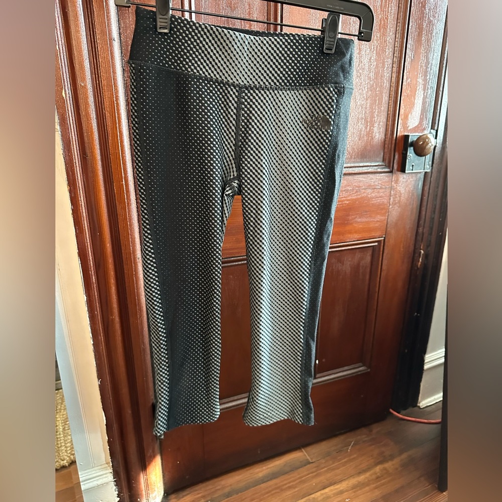 NorthFace cropped workout leggings digital pattern